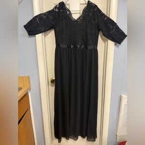 Elegant Black Lace Dress